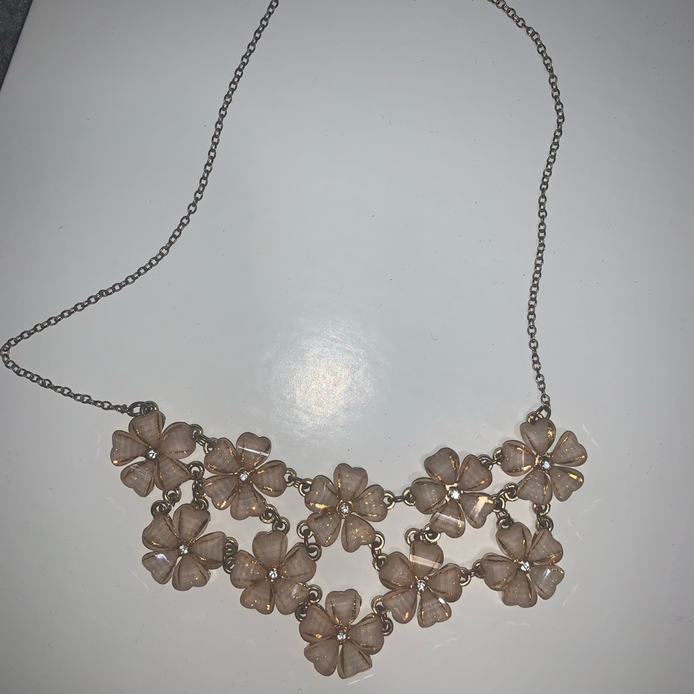 flowers necklace